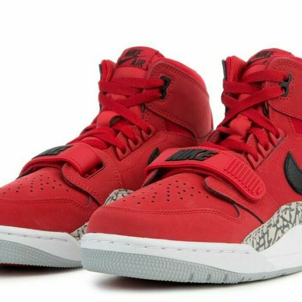 Nike Air Jordan Legacy 312 Toro GS sz 5.5Y/women 7